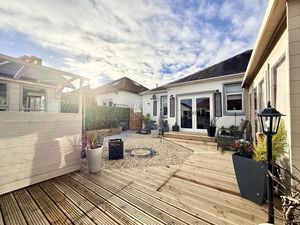 Photo 19- click for photo gallery